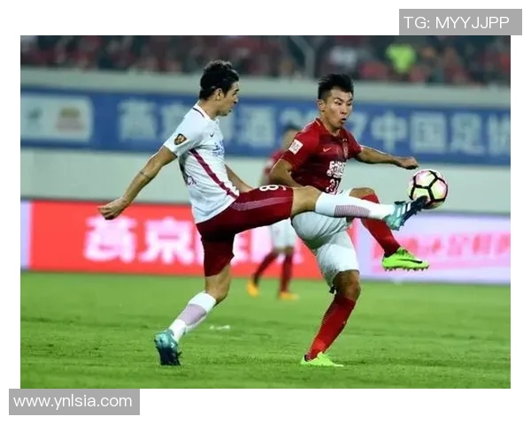 上港与恒大足协杯直播对决精彩瞬间全程回顾与分析