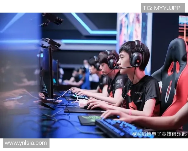 CSGO个人能力排名新突破RNG战队表现引发热议与期待